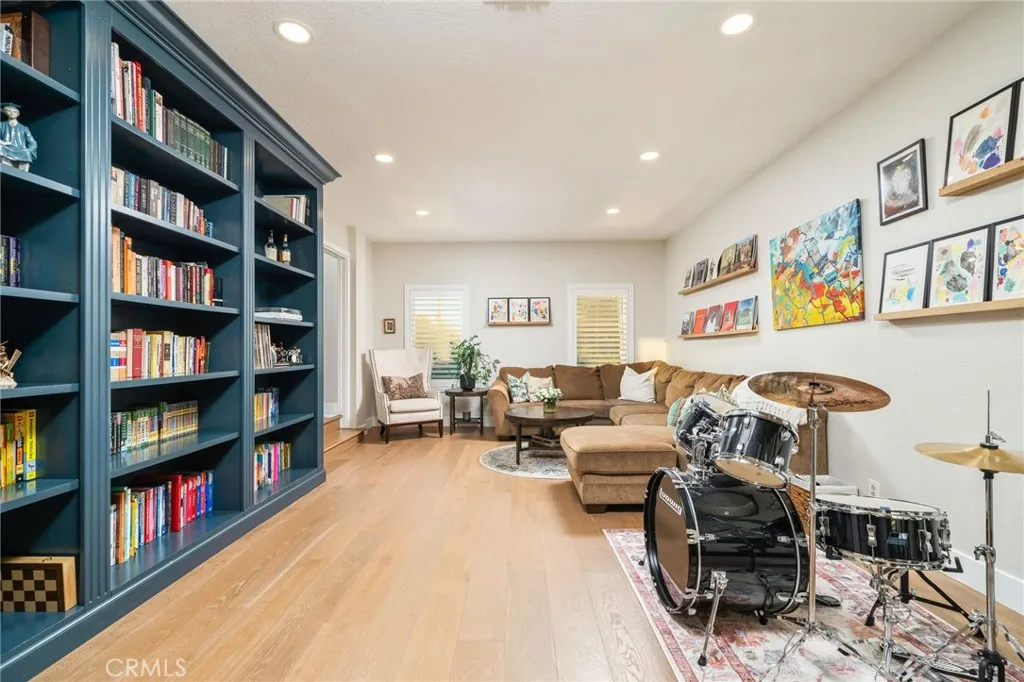 810 Mountain Lane, Glendora, California 91741 home-pic-9